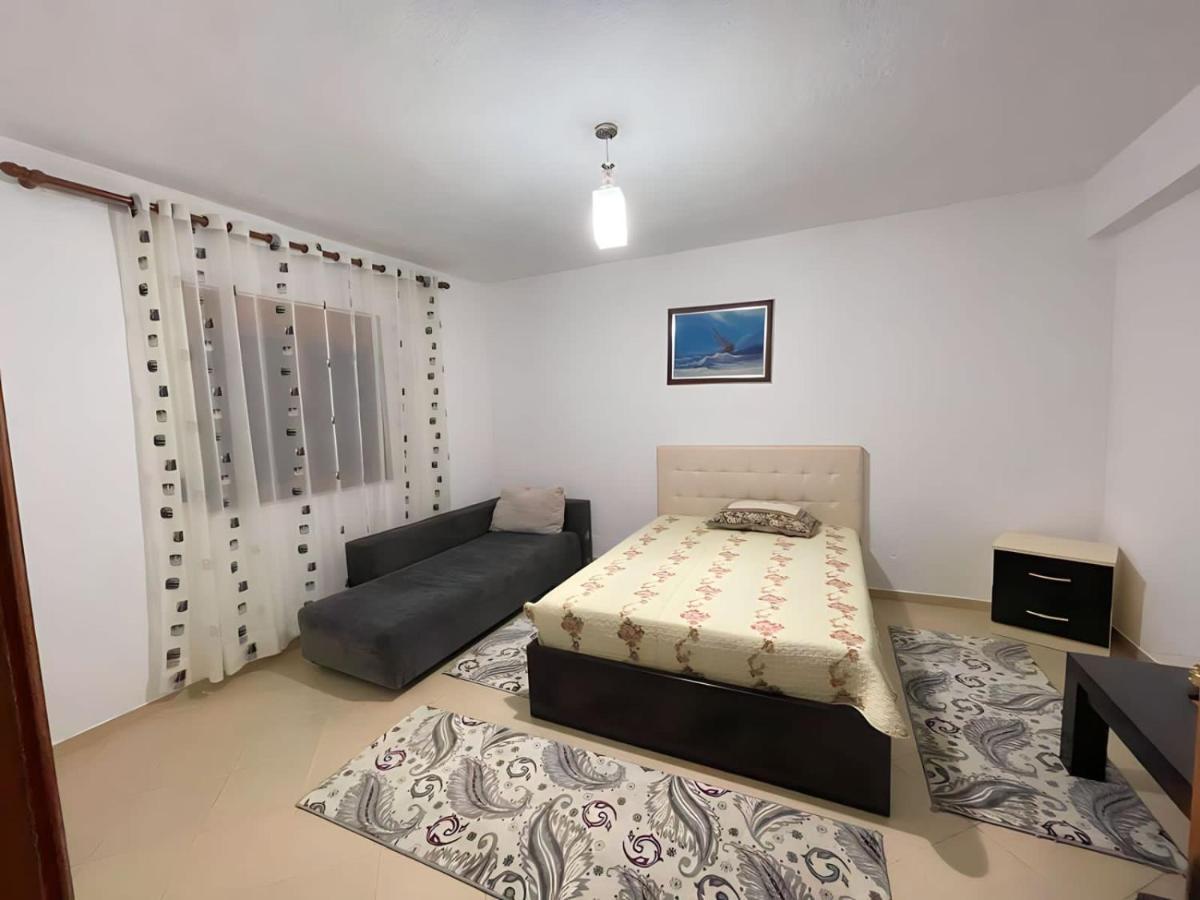 Guri Guest House 波格拉德茨 外观 照片